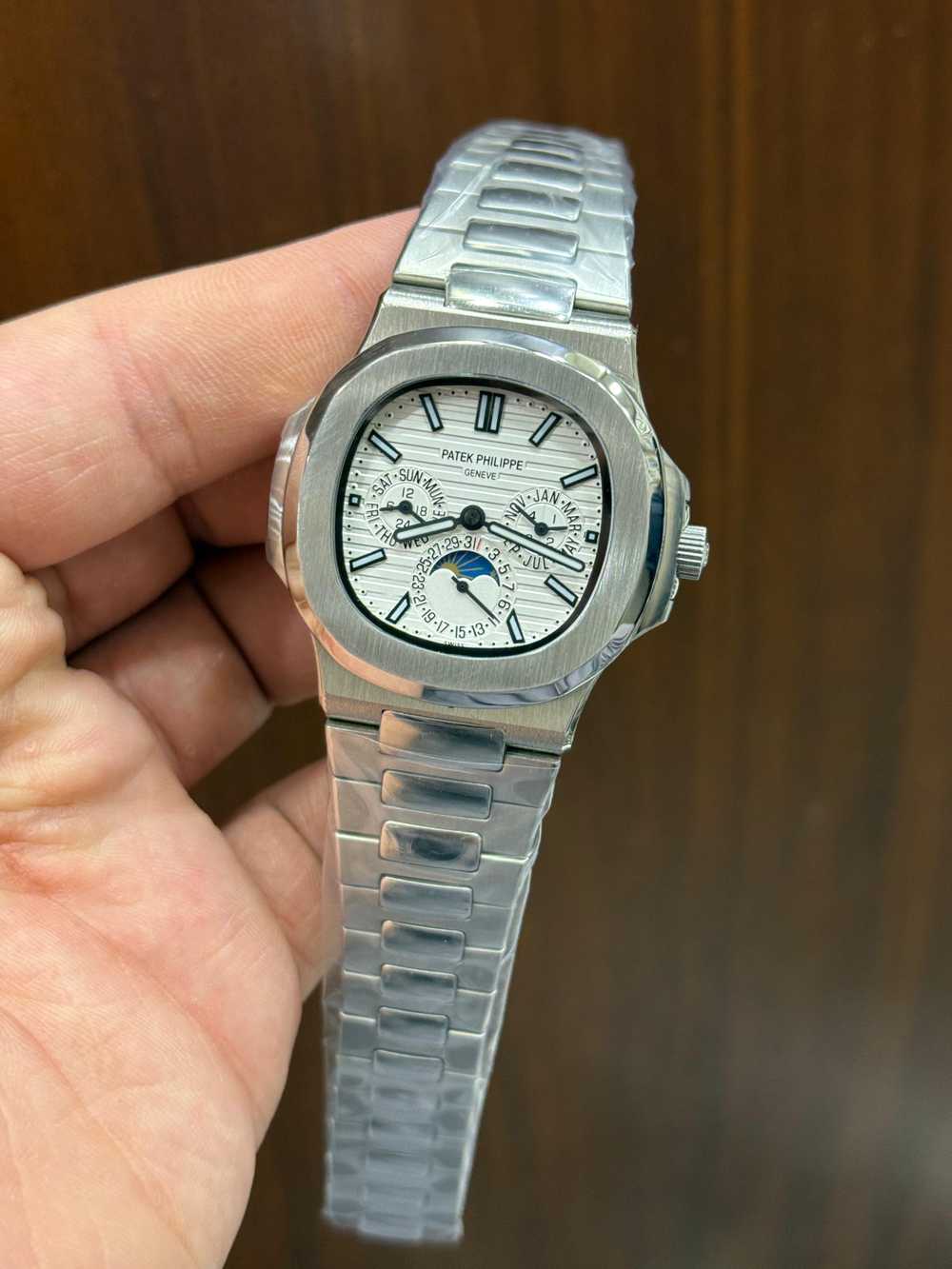 PP -Nautilus -Moonphase