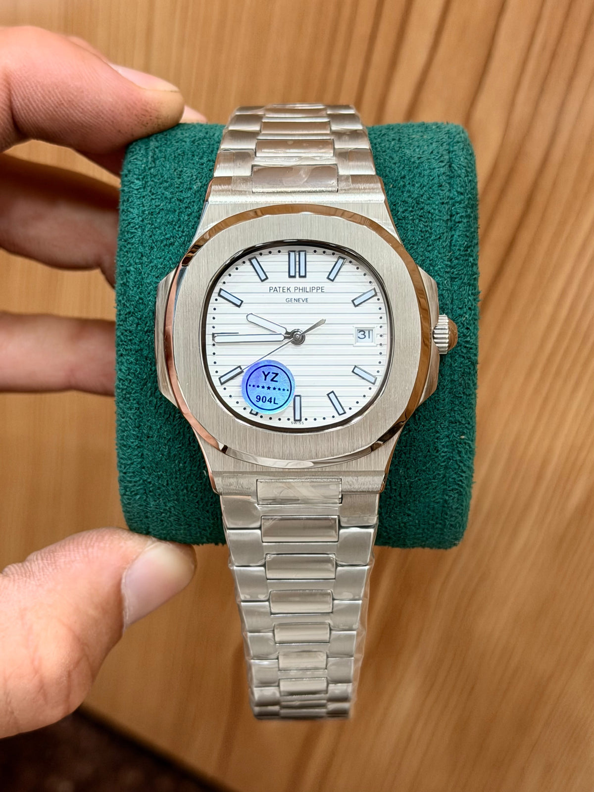 PP -Nautilus Silver