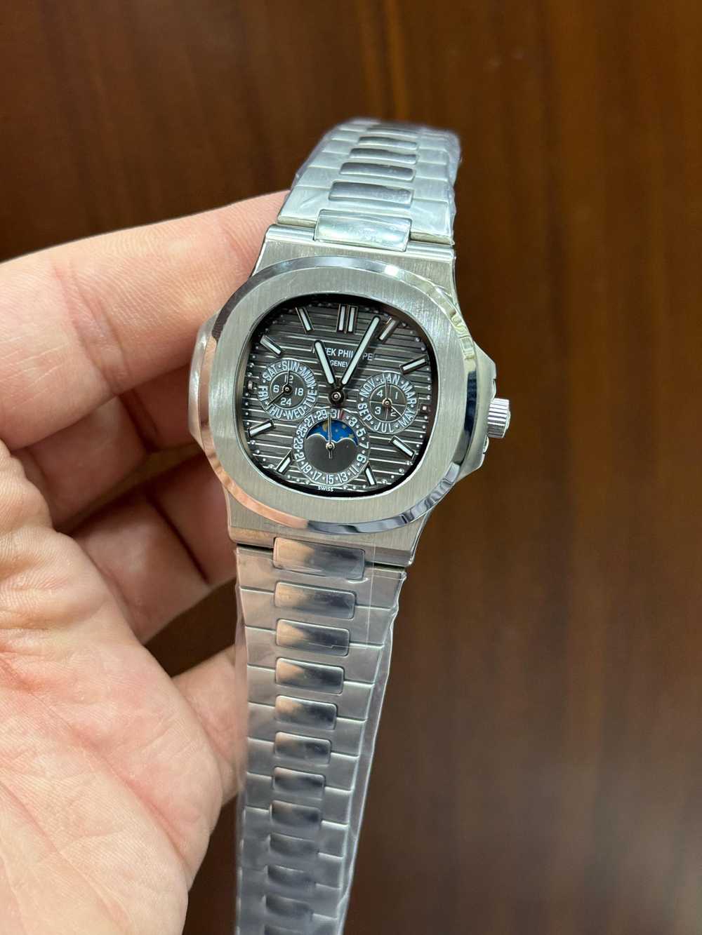 PP -Nautilus -Moonphase