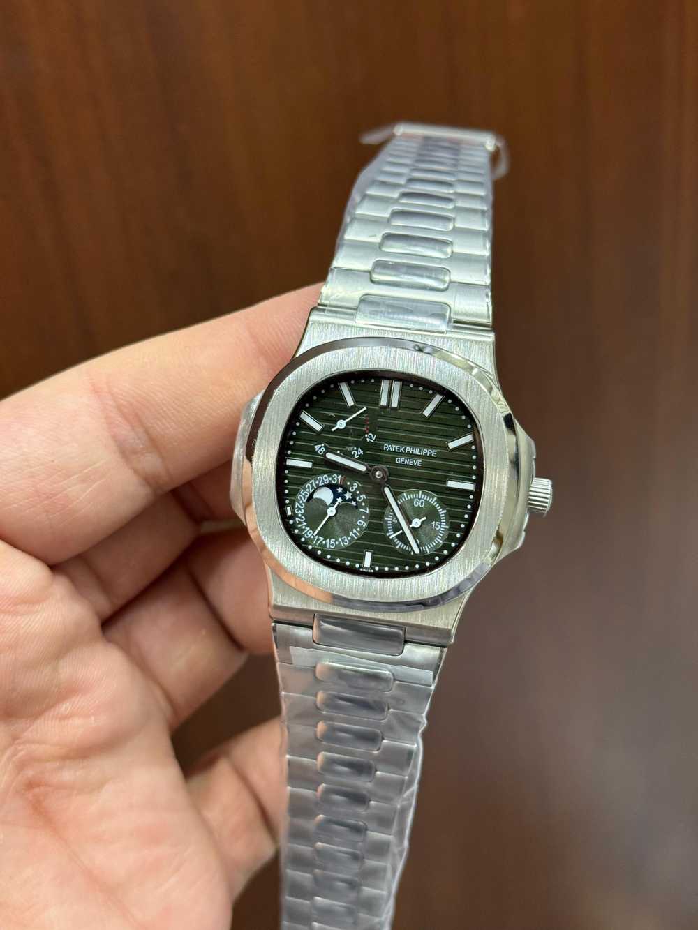 PP -Nautilus -Moonphase