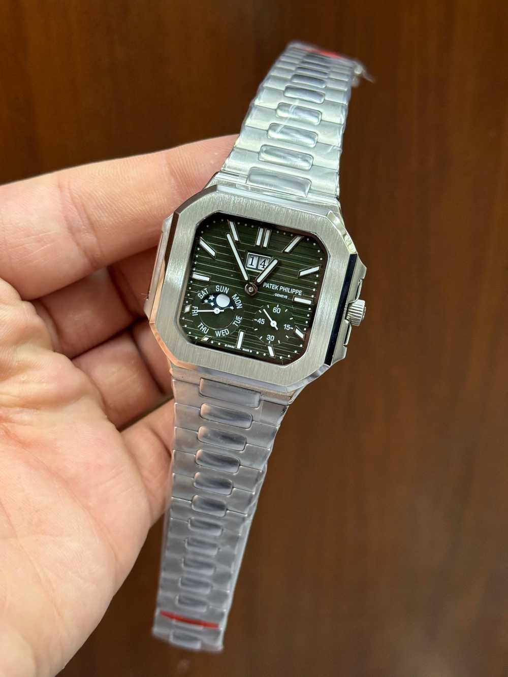 Patek philippe cubitus